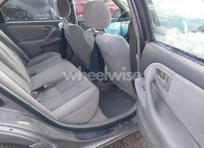 Photo 8 of 2001 Toyota Camry CE (VIN 4T1BG22K41U068113)