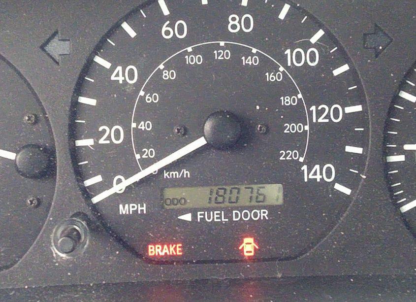 Photo 15 of 2001 Toyota Camry CE (VIN 4T1BG22K41U102163)