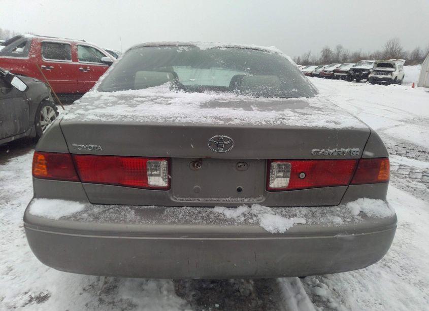 Photo 16 of 2001 Toyota Camry CE (VIN 4T1BG22K41U102163)