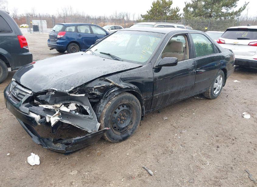 Photo 2 of 2001 Toyota Camry CE (VIN 4T1BG22K41U119741)