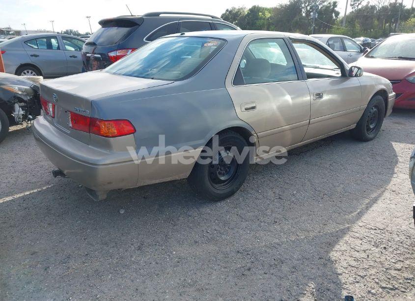 Photo 4 of 2001 Toyota Camry LE (VIN 4T1BG22K41U790942)