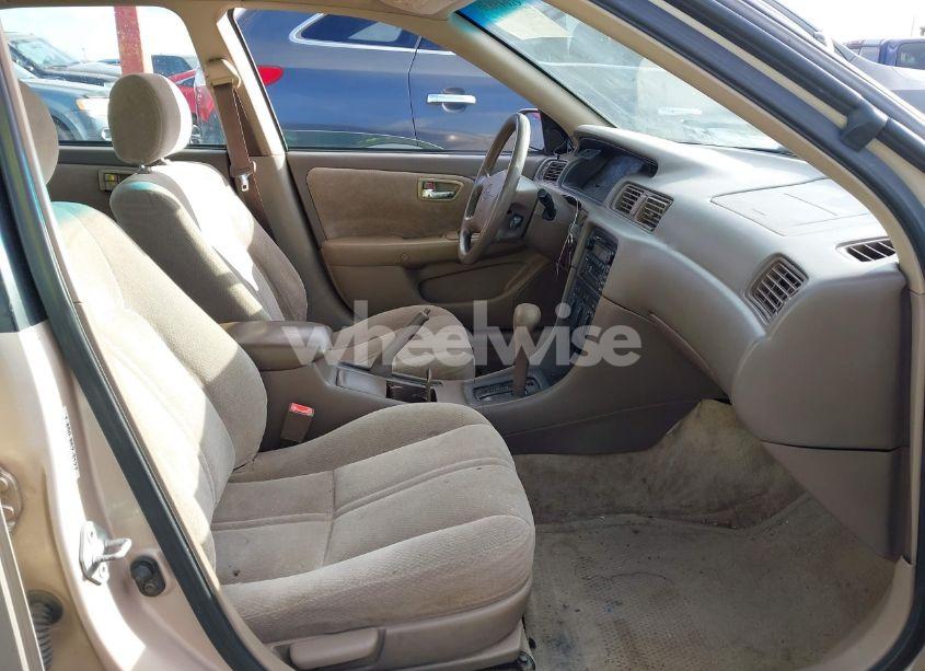 Photo 5 of 2001 Toyota Camry LE (VIN 4T1BG22K41U790942)