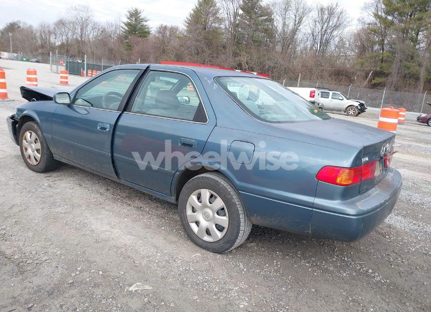 Photo 3 of 2001 Toyota Camry LE (VIN 4T1BG22K41U807836)