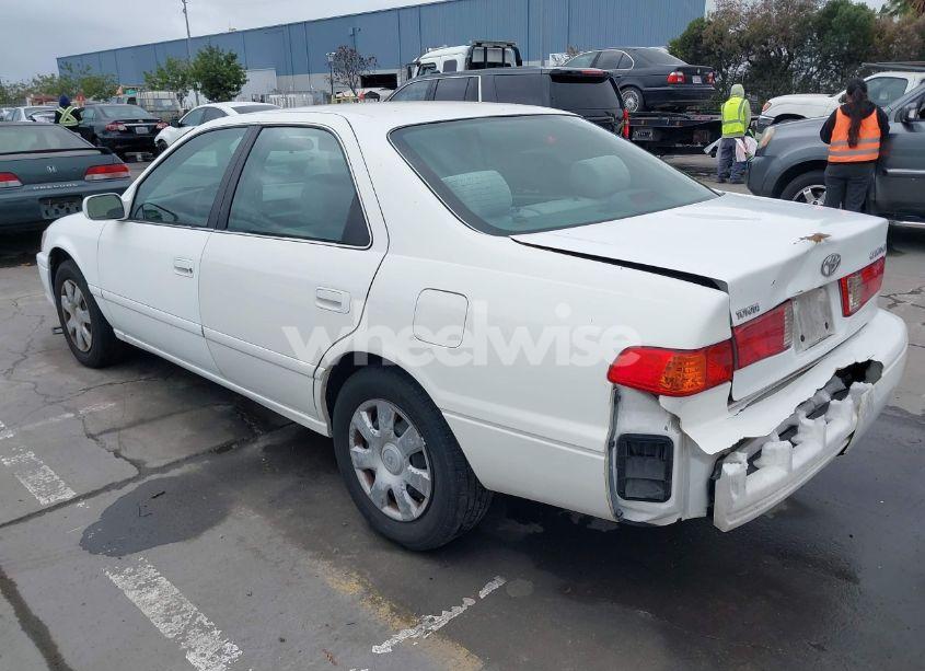 Photo 3 of 2001 Toyota Camry CE (VIN 4T1BG22K41U854106)