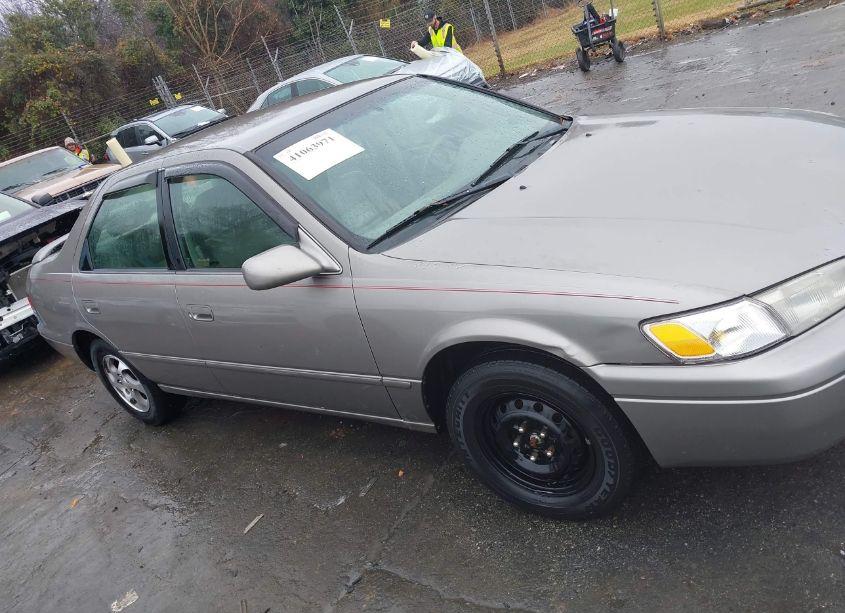 Photo 13 of 1997 Toyota Camry LE (VIN 4T1BG22K4VU133936)