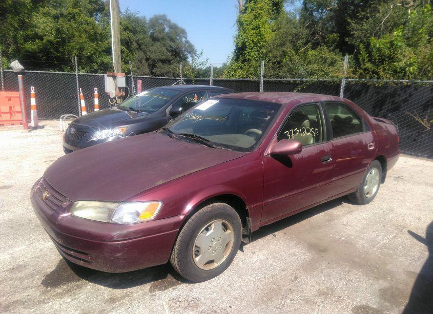 Photo 2 of 1998 Toyota Camry LE (VIN 4T1BG22K4WU245394)
