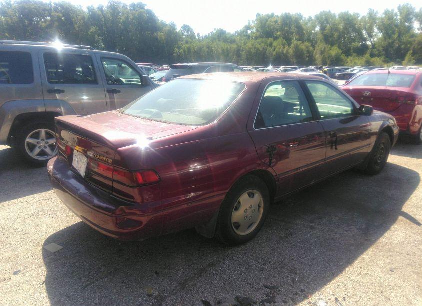 Photo 4 of 1998 Toyota Camry LE (VIN 4T1BG22K4WU245394)