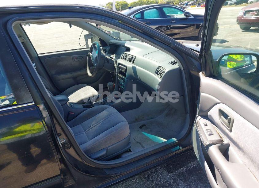 Photo 5 of 1998 Toyota Camry LE (VIN 4T1BG22K4WU334642)