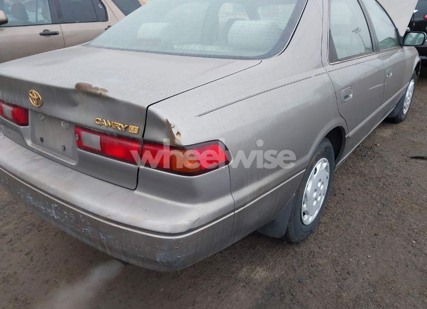 Photo 13 of 1998 Toyota Camry LE (VIN 4T1BG22K4WU378673)