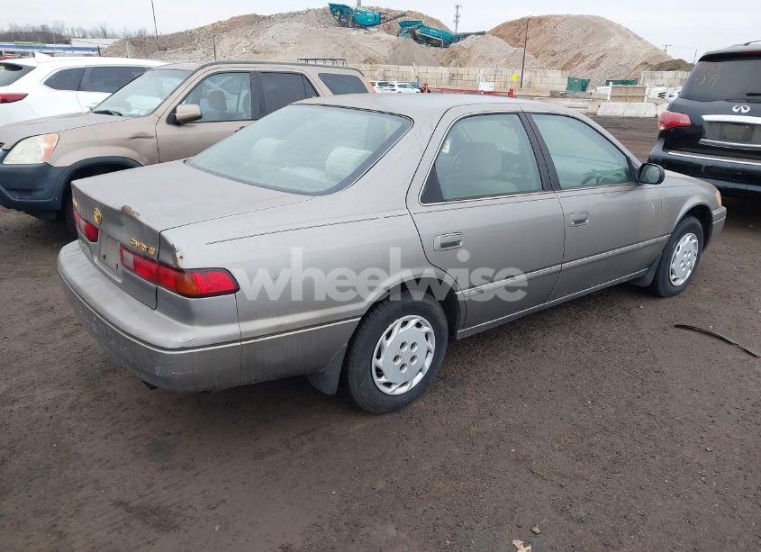 Photo 4 of 1998 Toyota Camry LE (VIN 4T1BG22K4WU378673)