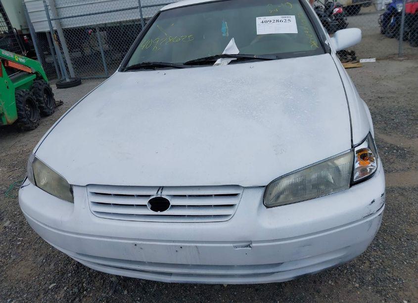 Photo 10 of 1998 Toyota Camry LE (VIN 4T1BG22K4WU840021)