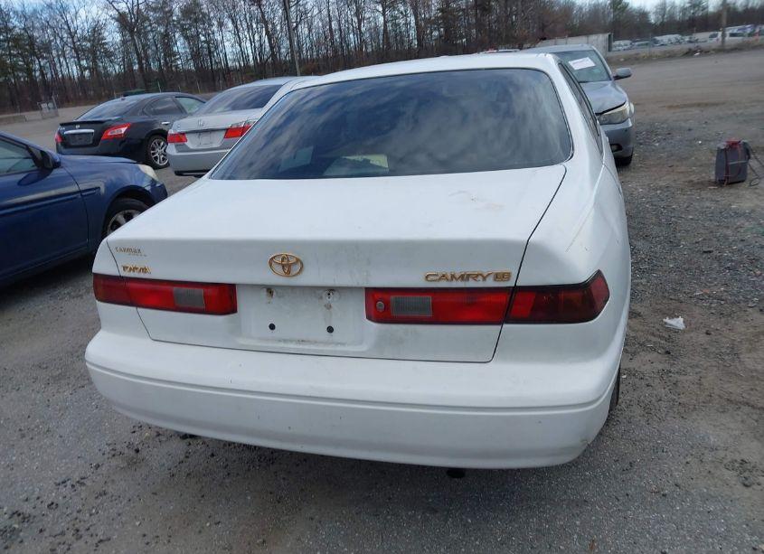 Photo 15 of 1998 Toyota Camry LE (VIN 4T1BG22K4WU840021)