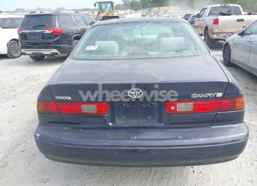 Photo 16 of 1999 Toyota Camry CE/LE/XLE (VIN 4T1BG22K4XU578728)