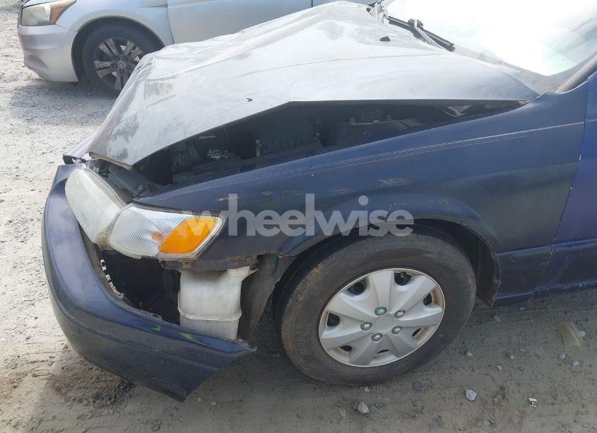 Photo 6 of 1999 Toyota Camry CE/LE/XLE (VIN 4T1BG22K4XU578728)