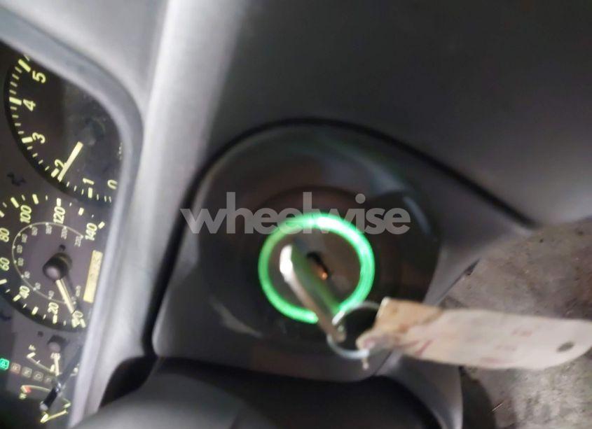 Photo 11 of 1999 Toyota Camry LE (VIN 4T1BG22K4XU582391)