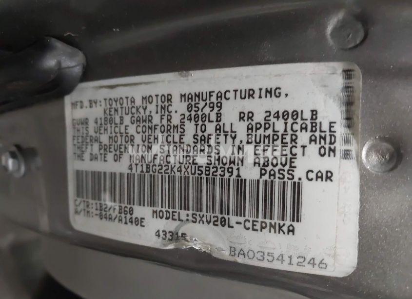 Photo 9 of 1999 Toyota Camry LE (VIN 4T1BG22K4XU582391)