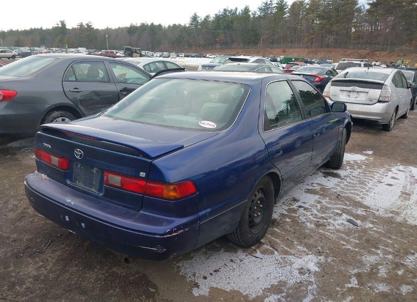 Photo 4 of 1999 Toyota Camry LE (VIN 4T1BG22K4XU891858)