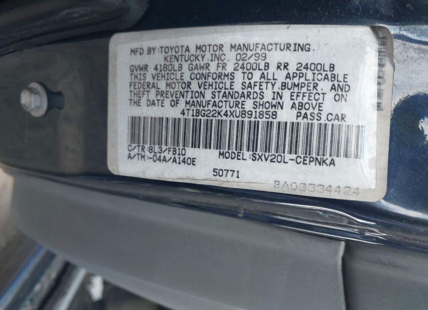 Photo 9 of 1999 Toyota Camry LE (VIN 4T1BG22K4XU891858)