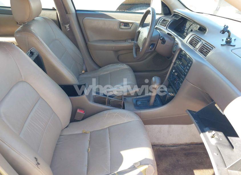 Photo 5 of 1999 Toyota Camry LE (VIN 4T1BG22K4XU893707)