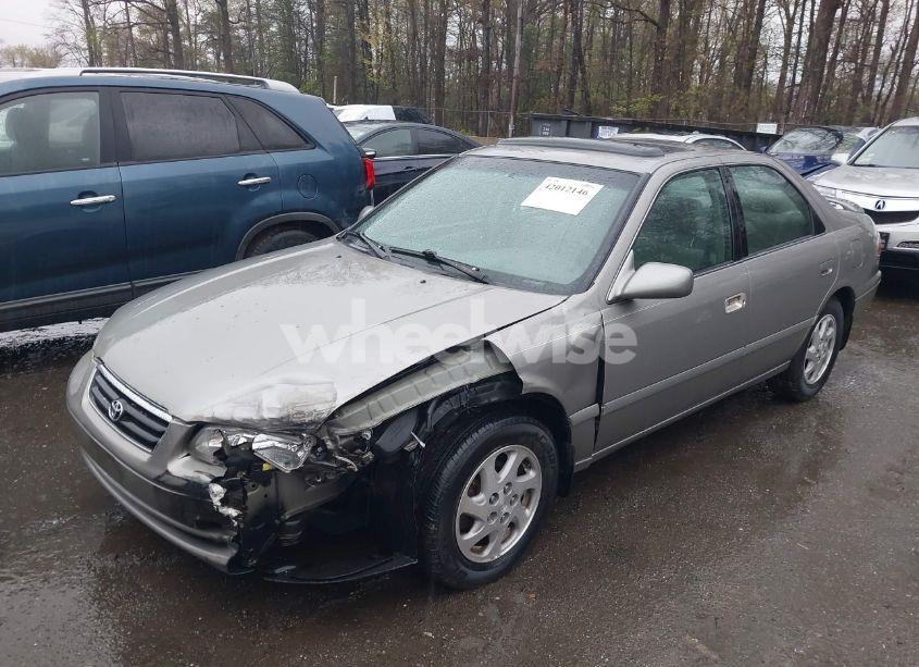 Photo 2 of 2000 Toyota Camry LE (VIN 4T1BG22K4YU678040)