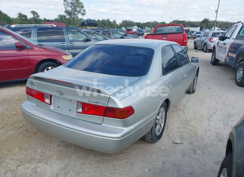 Photo 4 of 2000 Toyota Camry LE (VIN 4T1BG22K4YU705284)