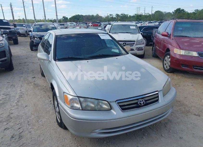 Photo 6 of 2000 Toyota Camry LE (VIN 4T1BG22K4YU705284)