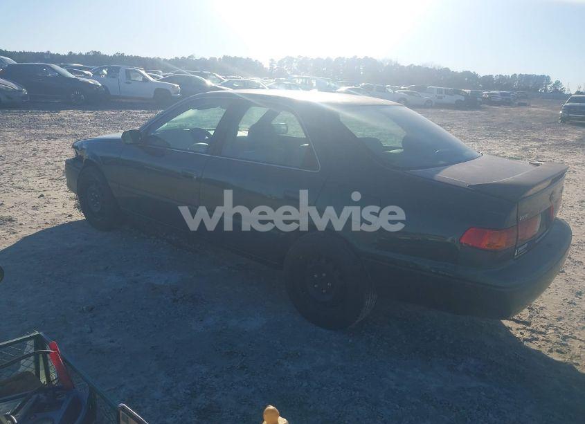Photo 3 of 2000 Toyota Camry LE (VIN 4T1BG22K4YU741363)