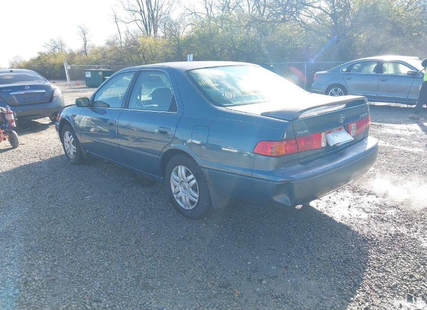 Photo 3 of 2000 Toyota Camry LE (VIN 4T1BG22K4YU759121)