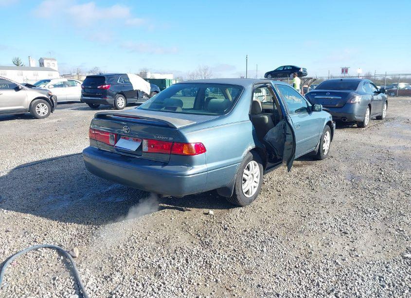 Photo 4 of 2000 Toyota Camry LE (VIN 4T1BG22K4YU759121)