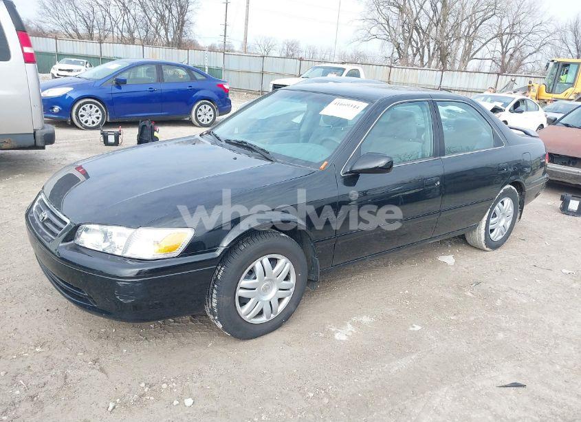 Photo 2 of 2000 Toyota Camry LE (VIN 4T1BG22K4YU927100)