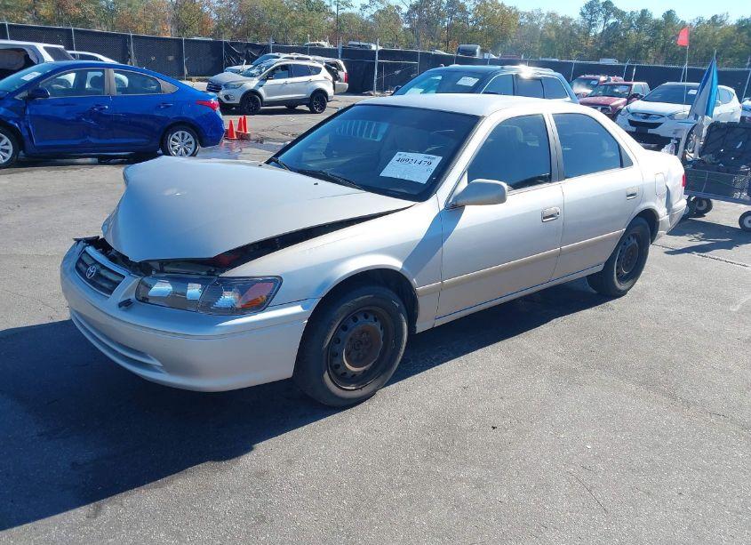 Photo 2 of 2000 Toyota Camry LE (VIN 4T1BG22K4YU969072)