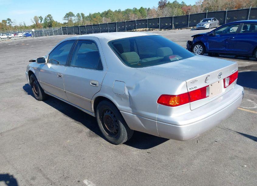 Photo 3 of 2000 Toyota Camry LE (VIN 4T1BG22K4YU969072)