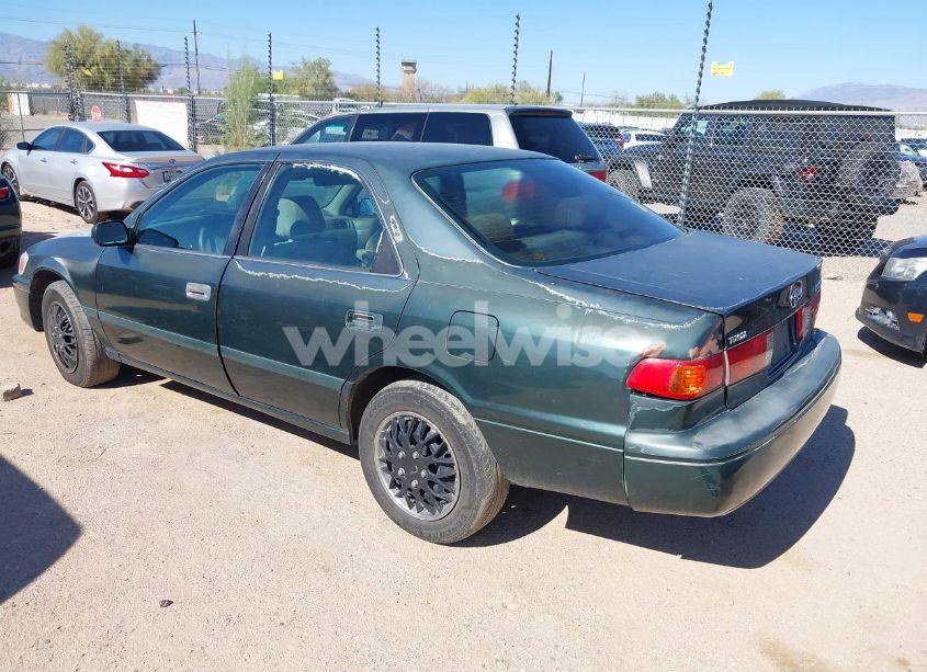 Photo 3 of 2000 Toyota Camry LE (VIN 4T1BG22K4YU984977)