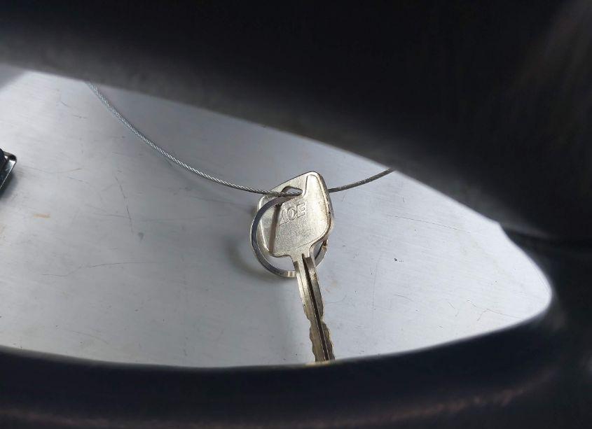 Photo 11 of 2001 Toyota Camry LE (VIN 4T1BG22K51U074941)