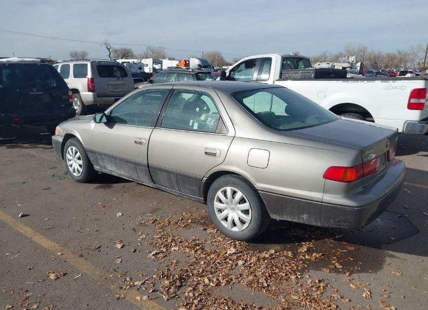 Photo 3 of 2001 Toyota Camry LE (VIN 4T1BG22K51U074941)