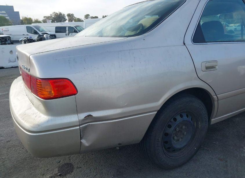 Photo 6 of 2001 Toyota Camry CE (VIN 4T1BG22K51U779321)