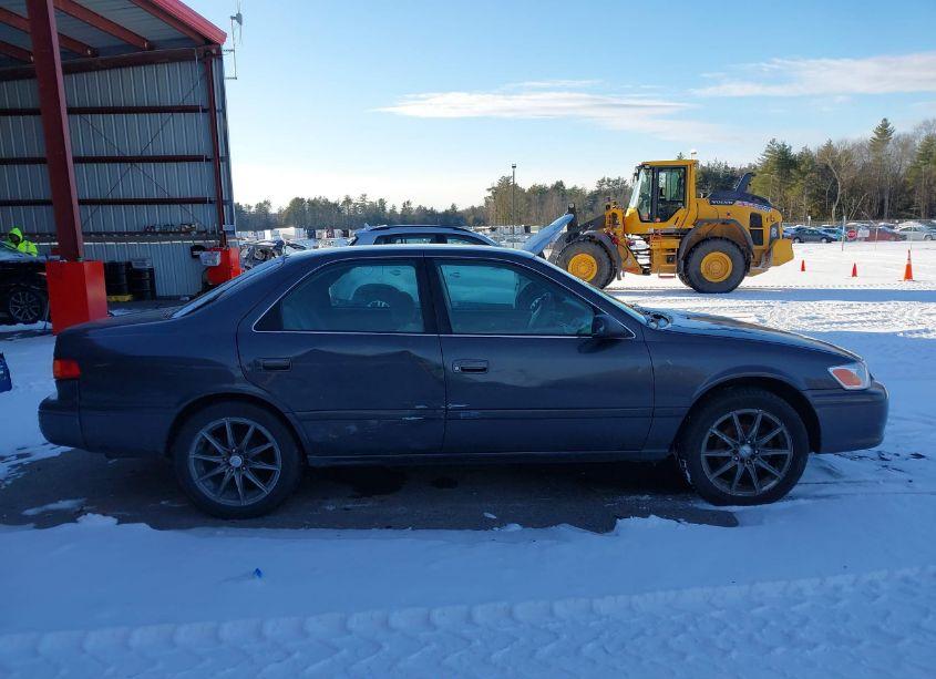 Photo 13 of 2001 Toyota Camry LE (VIN 4T1BG22K51U786222)