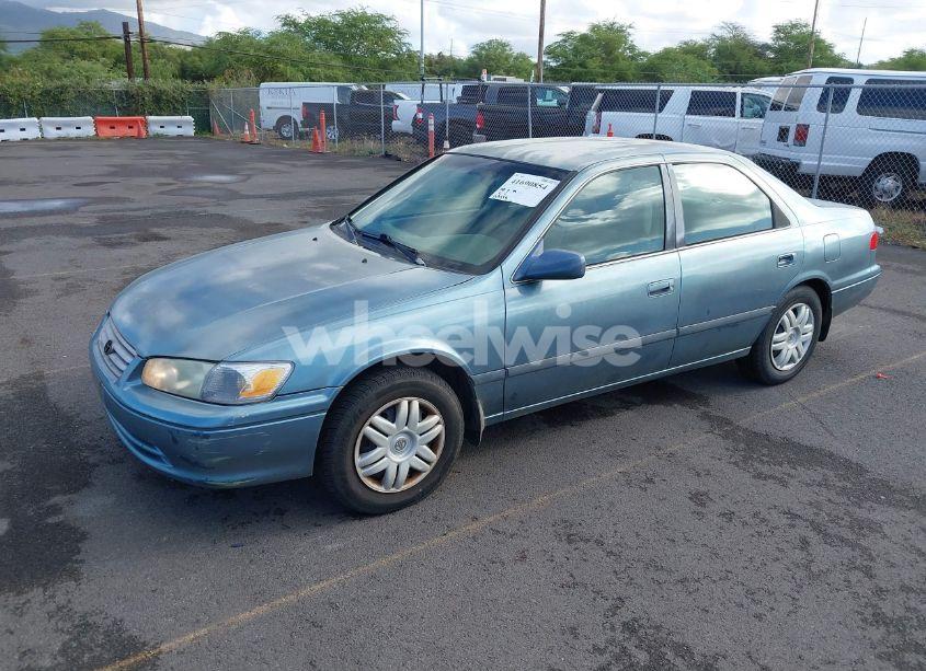 Photo 2 of 2001 Toyota Camry LE (VIN 4T1BG22K51U854177)