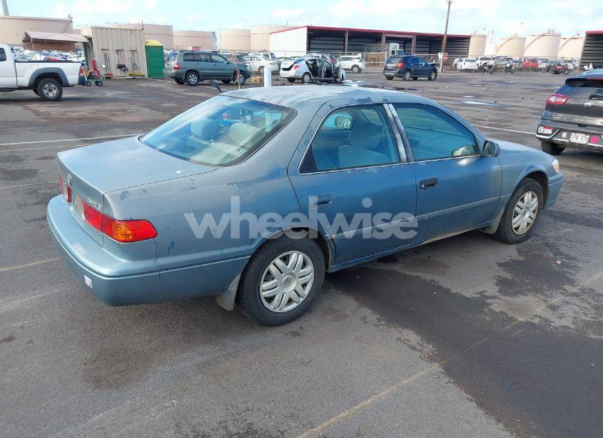 Photo 4 of 2001 Toyota Camry LE (VIN 4T1BG22K51U854177)