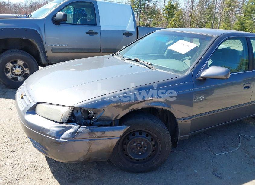 Photo 6 of 1997 Toyota Camry LE (VIN 4T1BG22K5VU022098)