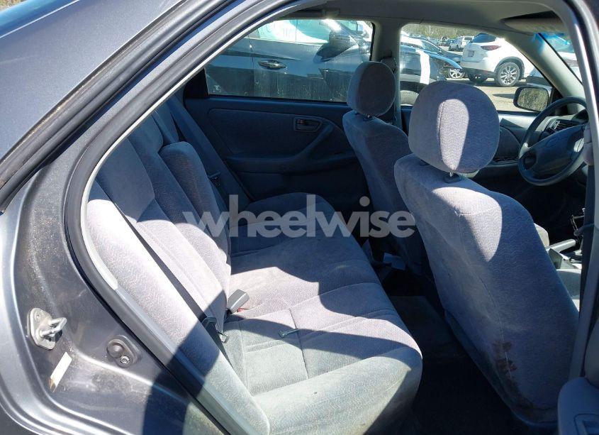 Photo 8 of 1997 Toyota Camry LE (VIN 4T1BG22K5VU022098)