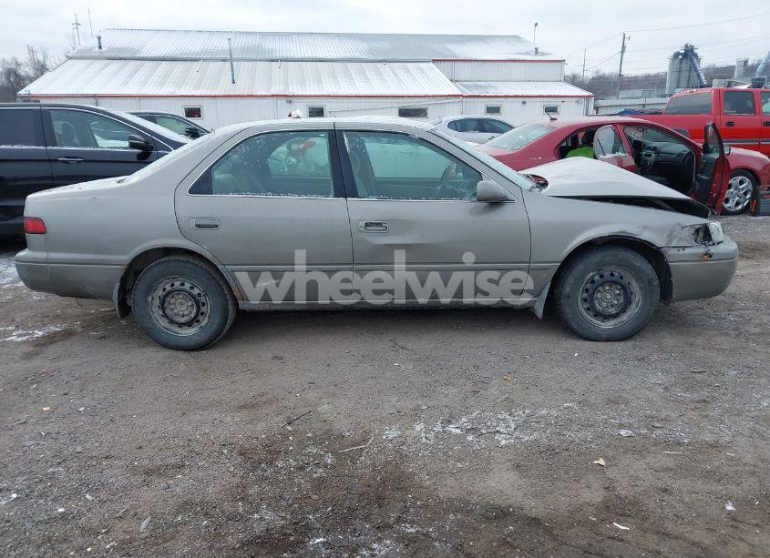 Photo 14 of 1997 Toyota Camry LE (VIN 4T1BG22K5VU044604)