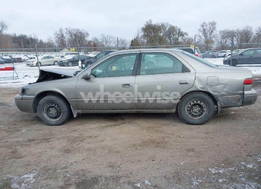 Photo 15 of 1997 Toyota Camry LE (VIN 4T1BG22K5VU044604)