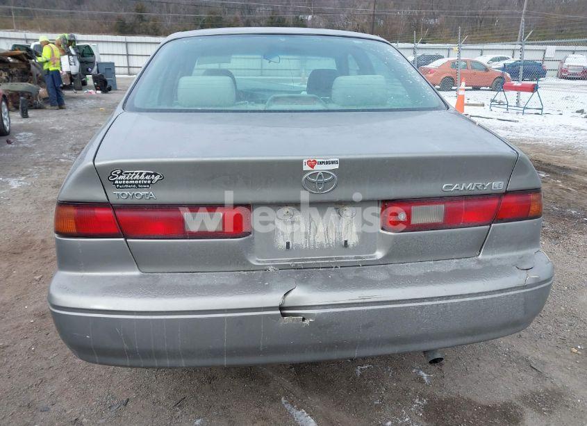 Photo 17 of 1997 Toyota Camry LE (VIN 4T1BG22K5VU044604)