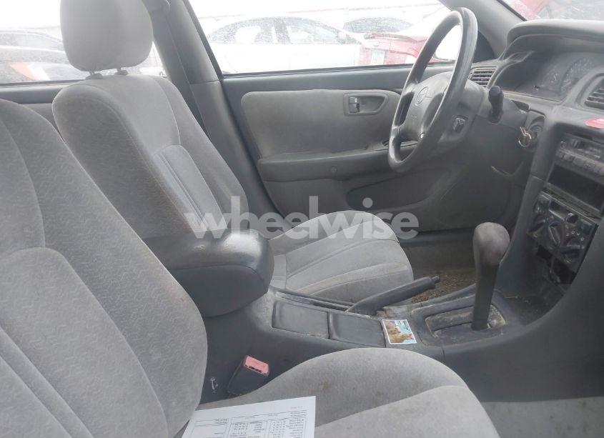 Photo 5 of 1997 Toyota Camry LE (VIN 4T1BG22K5VU044604)