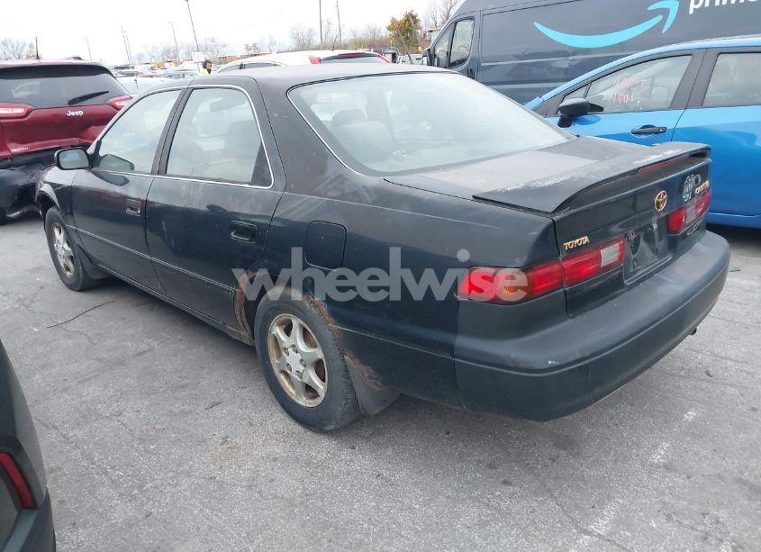 Photo 3 of 1997 Toyota Camry CE/LE/XLE (VIN 4T1BG22K5VU138997)