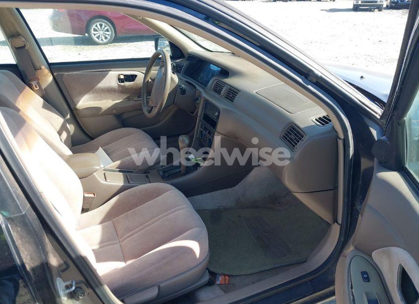 Photo 5 of 1998 Toyota Camry LE (VIN 4T1BG22K5WU267713)