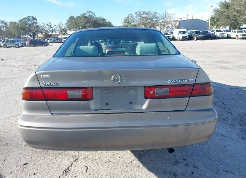 Photo 15 of 1998 Toyota Camry LE (VIN 4T1BG22K5WU318529)