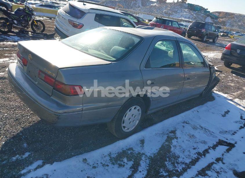 Photo 4 of 1998 Toyota Camry LE (VIN 4T1BG22K5WU328896)