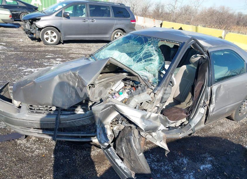 Photo 6 of 1998 Toyota Camry LE (VIN 4T1BG22K5WU328896)